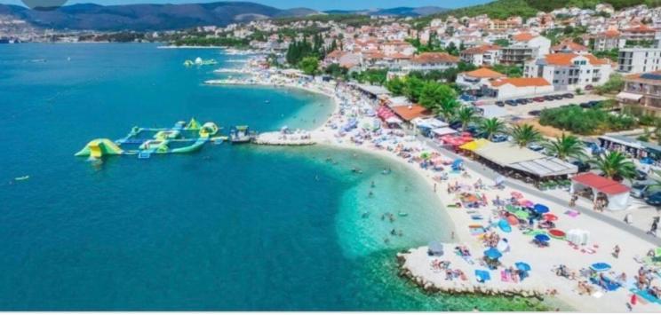 Apartmani-Okrug Gornji-Ciovo Trogir Exteriör bild