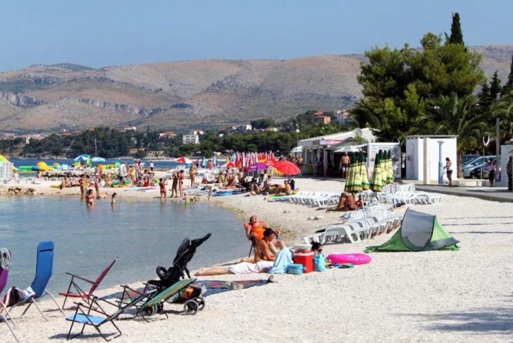 Apartmani-Okrug Gornji-Ciovo Trogir Exteriör bild