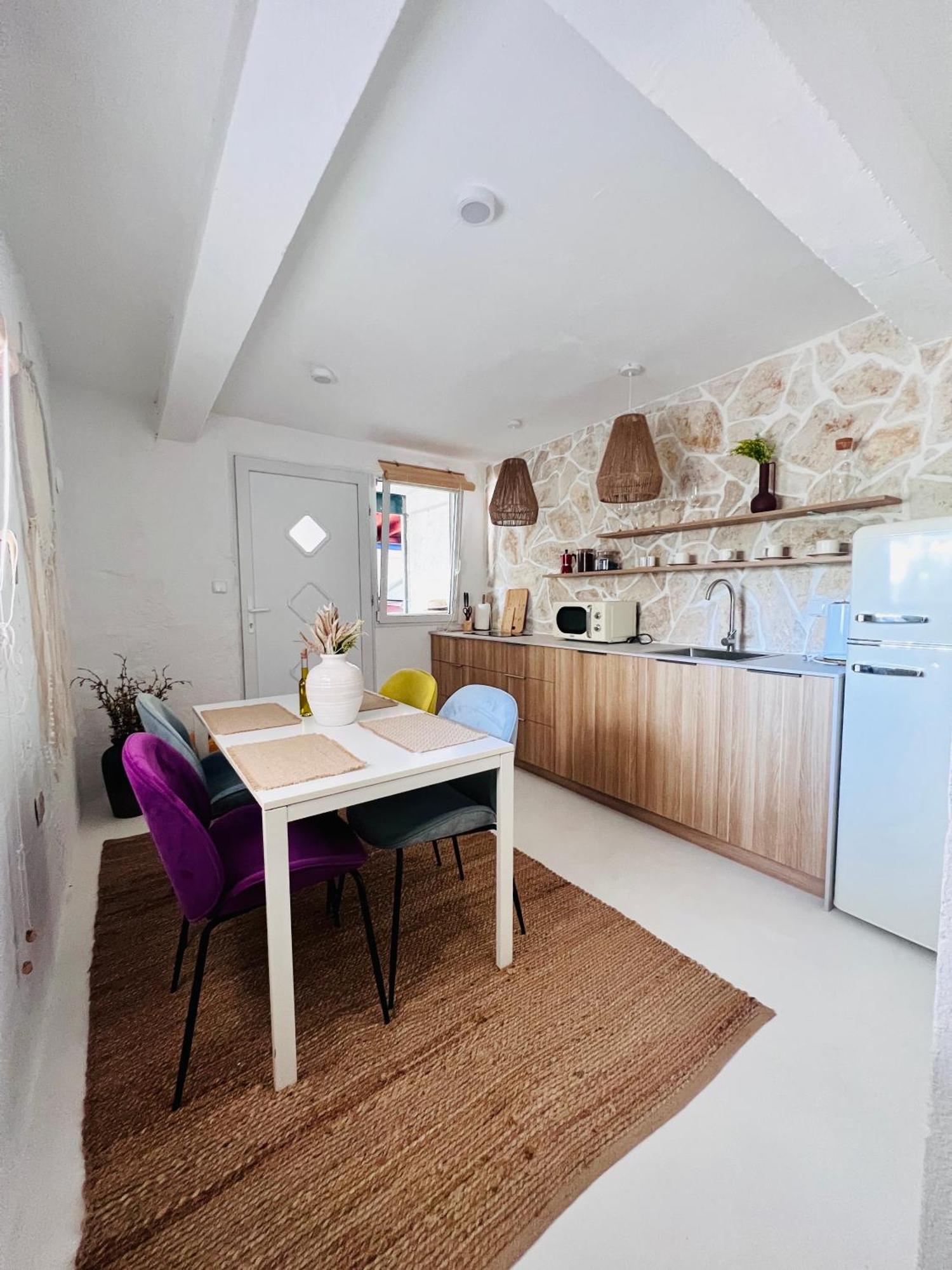 Apartmani-Okrug Gornji-Ciovo Trogir Exteriör bild