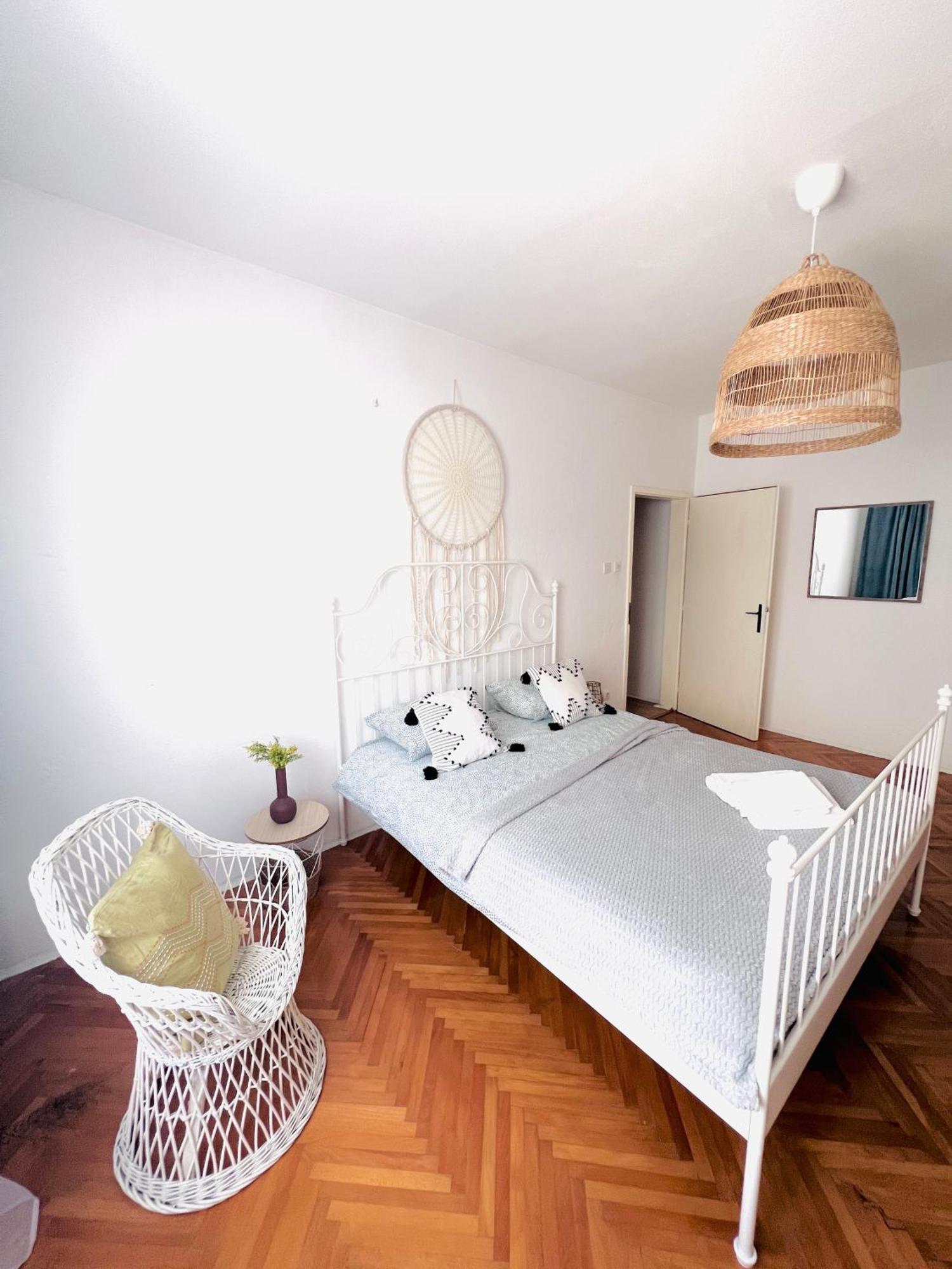 Apartmani-Okrug Gornji-Ciovo Trogir Exteriör bild